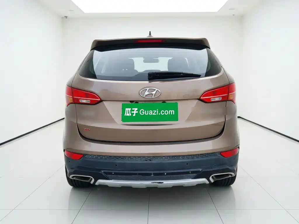Hyundai Santa Fe — миниатюра 3