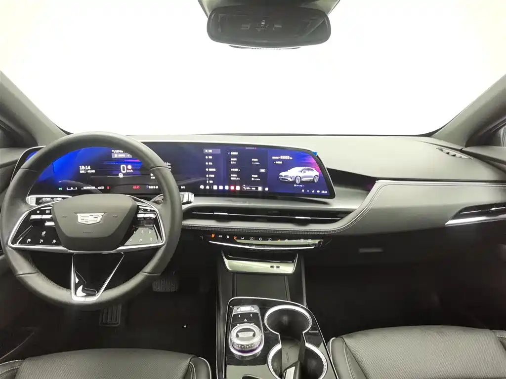 Cadillac GT4 2023 25T Luxury