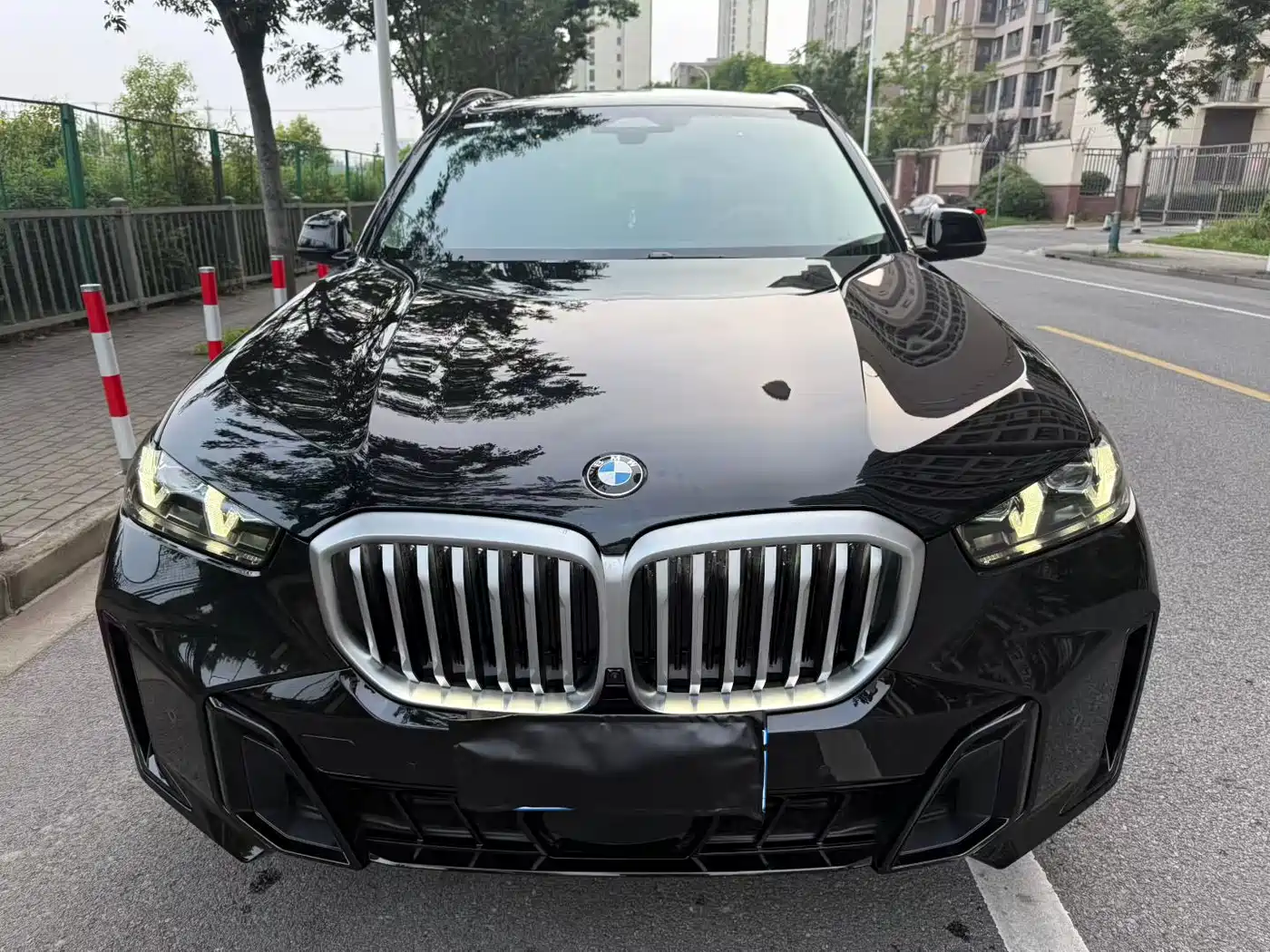 宝马X5 2025款 xDrive 30Li M运动曜夜套装 2025