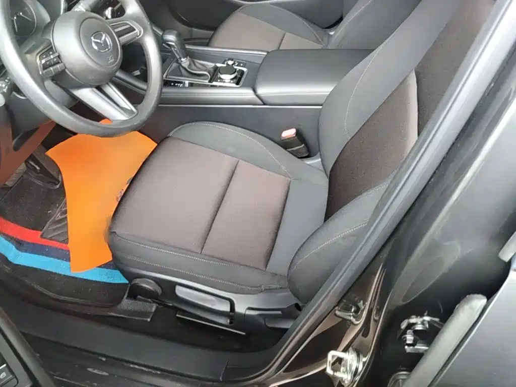 Mazda 3 Axela — миниатюра 15
