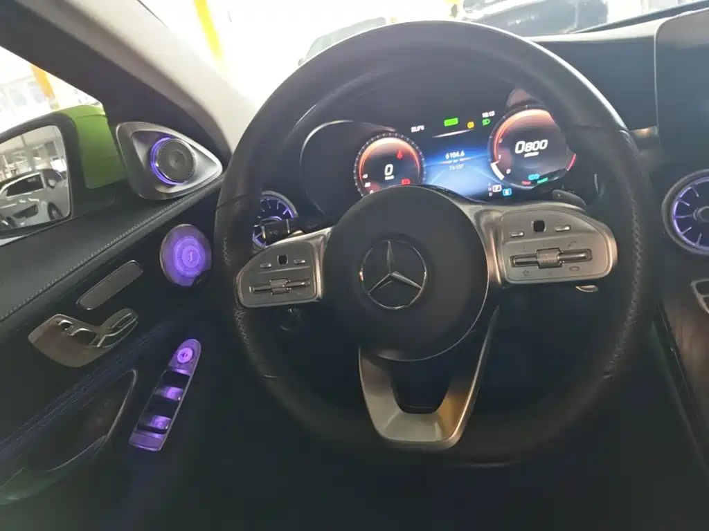 Mercedes-Benz C-Class — миниатюра 11