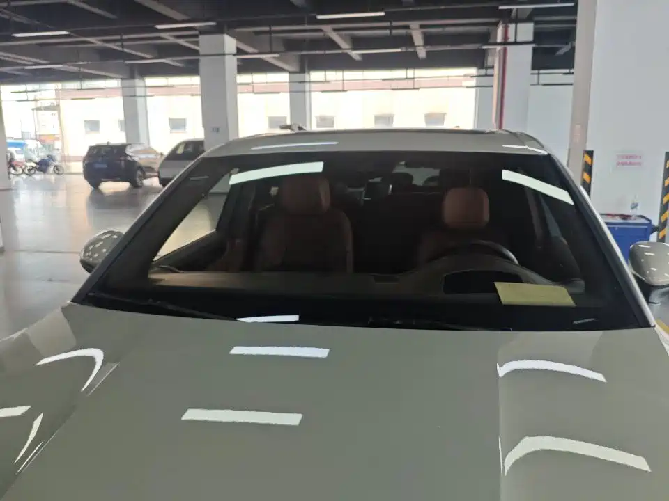 Porsche Cayenne — миниатюра 6