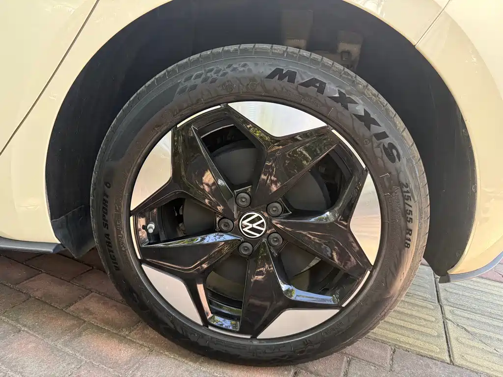 Volkswagen ID.3 — миниатюра 16