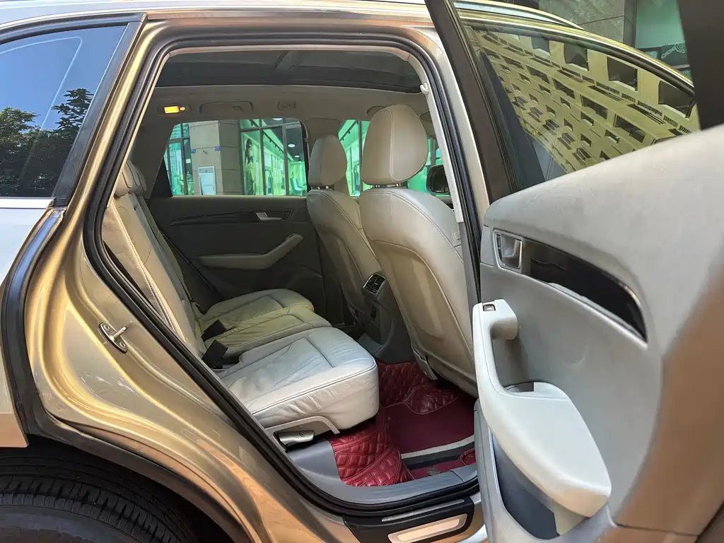 Audi Q5 — миниатюра 12