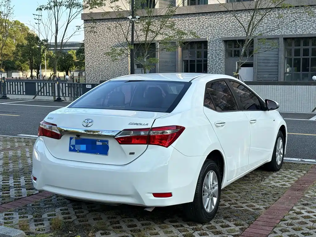 Toyota Corolla — миниатюра 9