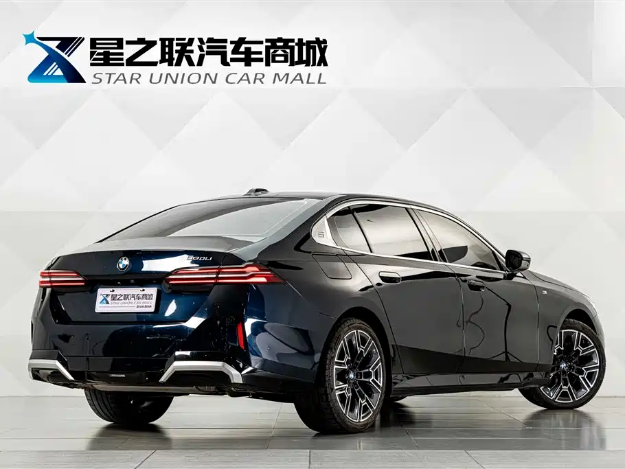 BMW 5 Series — миниатюра 6