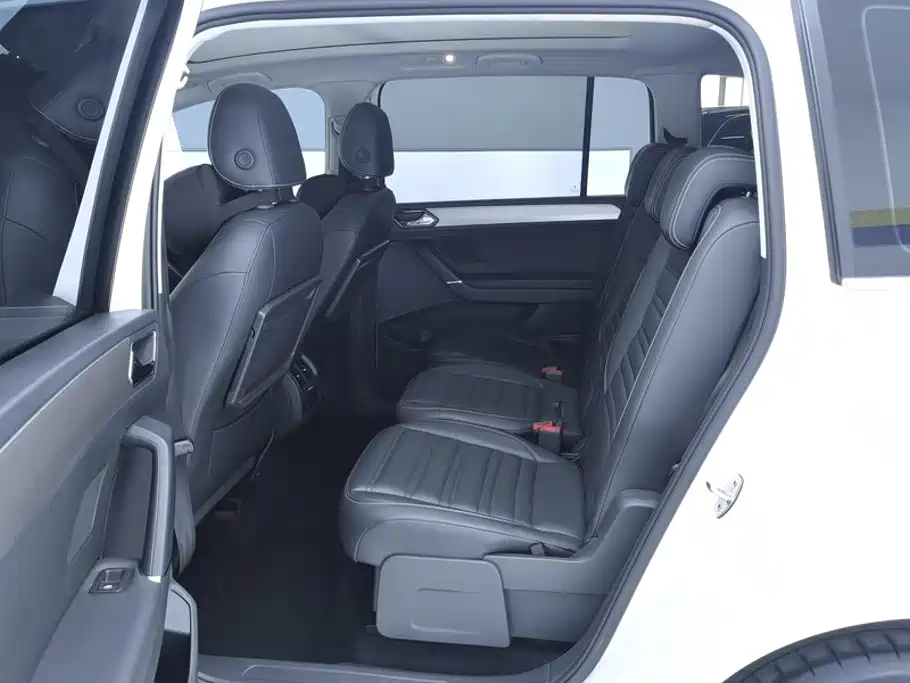 Volkswagen Touran — миниатюра 11