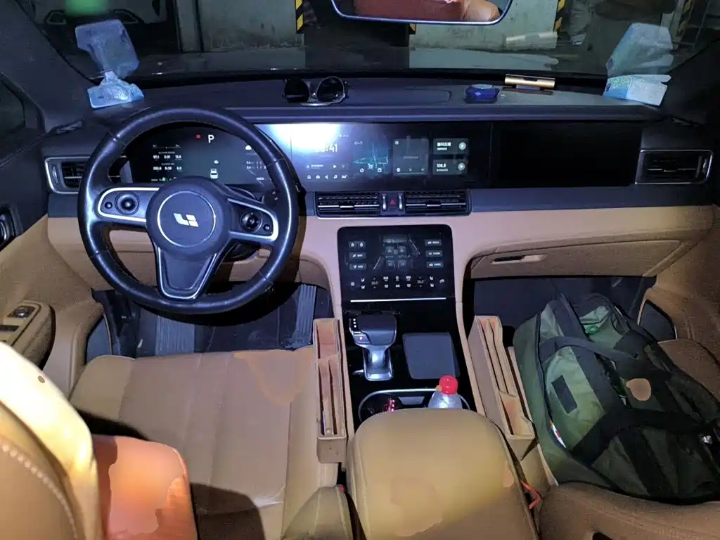 Li Auto Li ONE — миниатюра 10