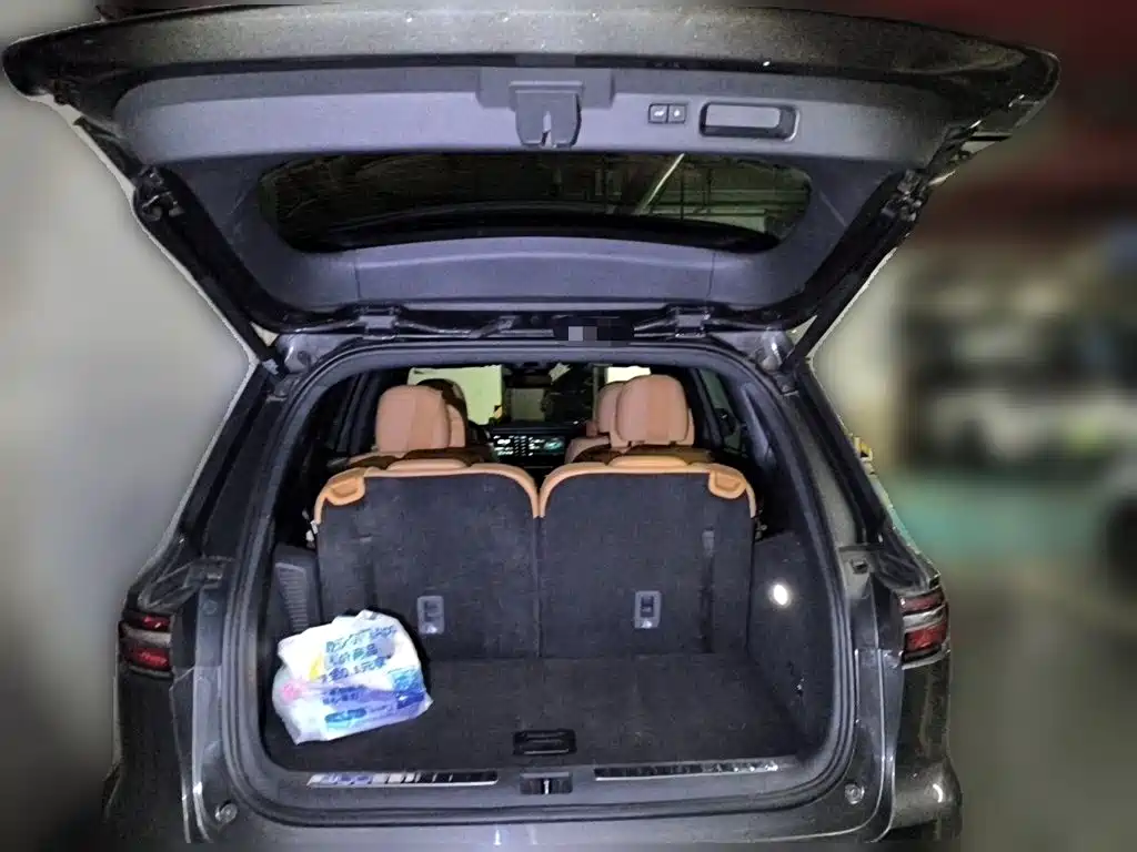 Li Auto Li ONE — миниатюра 20