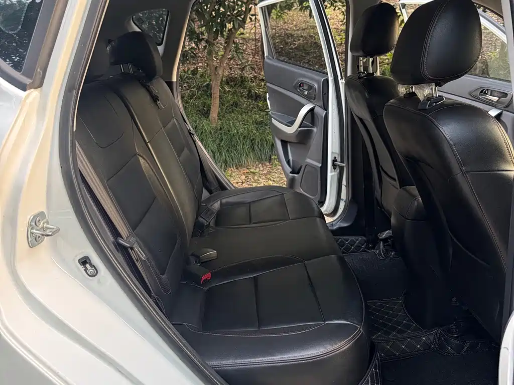 Changan CS35 — миниатюра 14