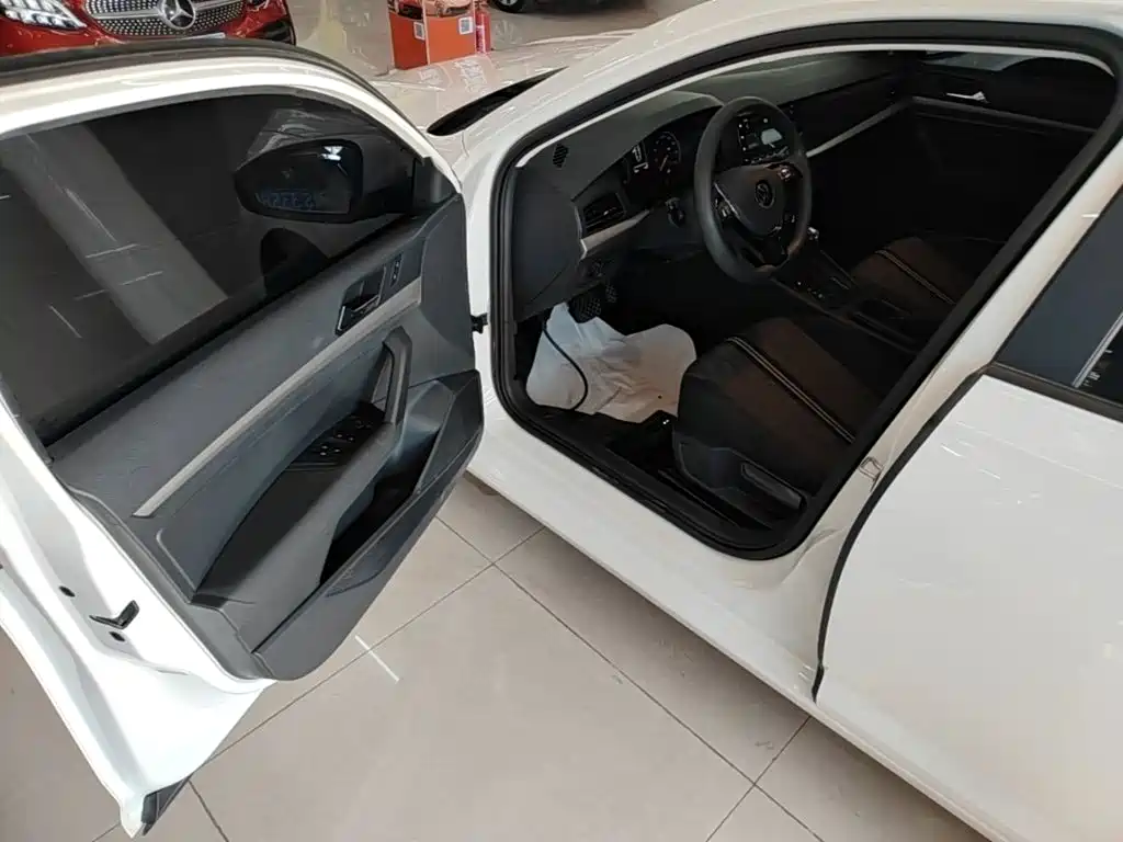 Volkswagen Lavida — миниатюра 16