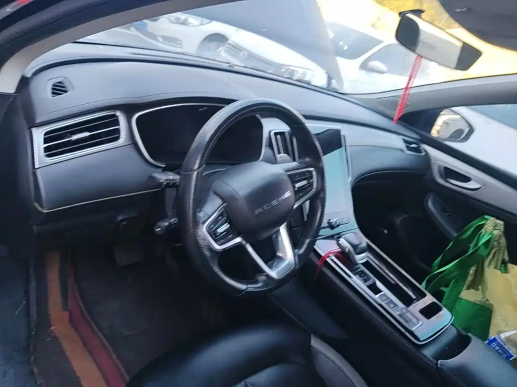 Roewe i6 MAX — миниатюра 15