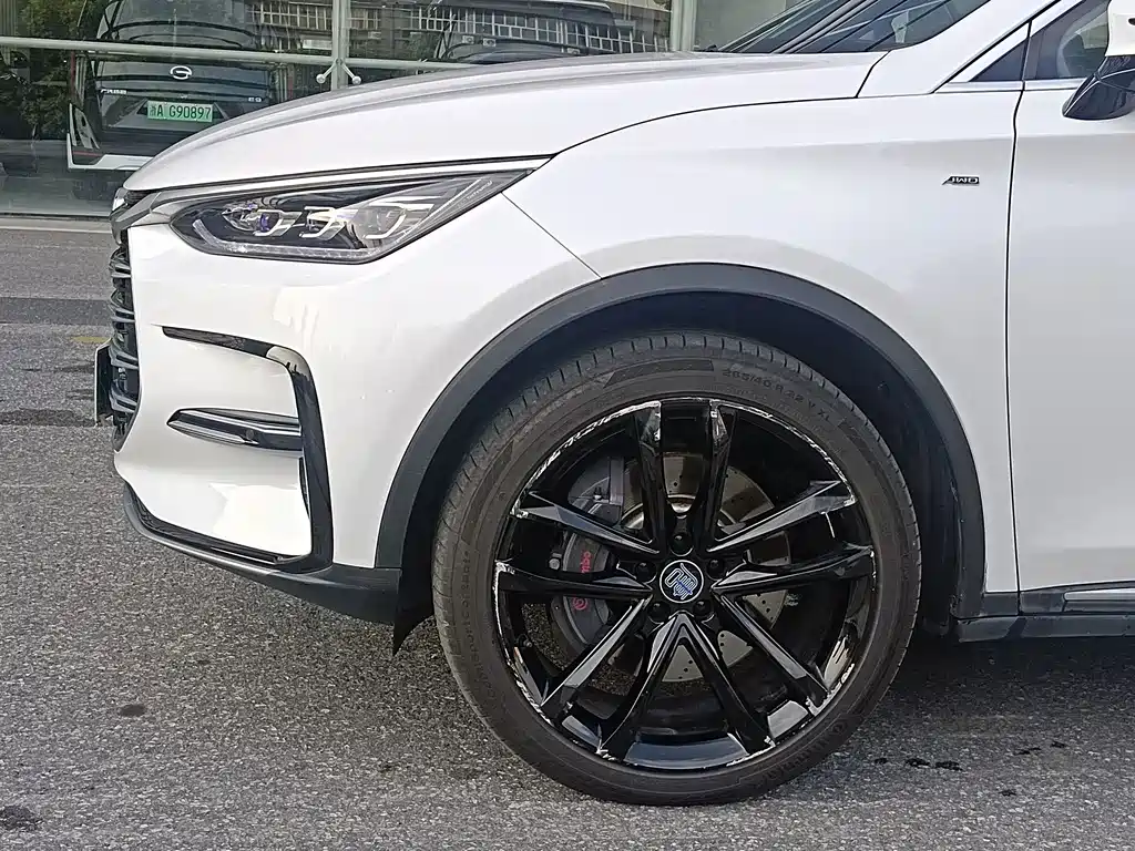 BYD Tang New Energy — миниатюра 4