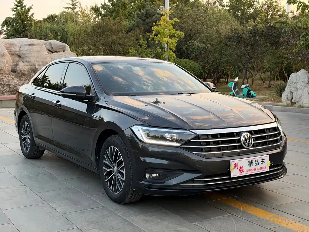 Volkswagen Sagitar — миниатюра 3