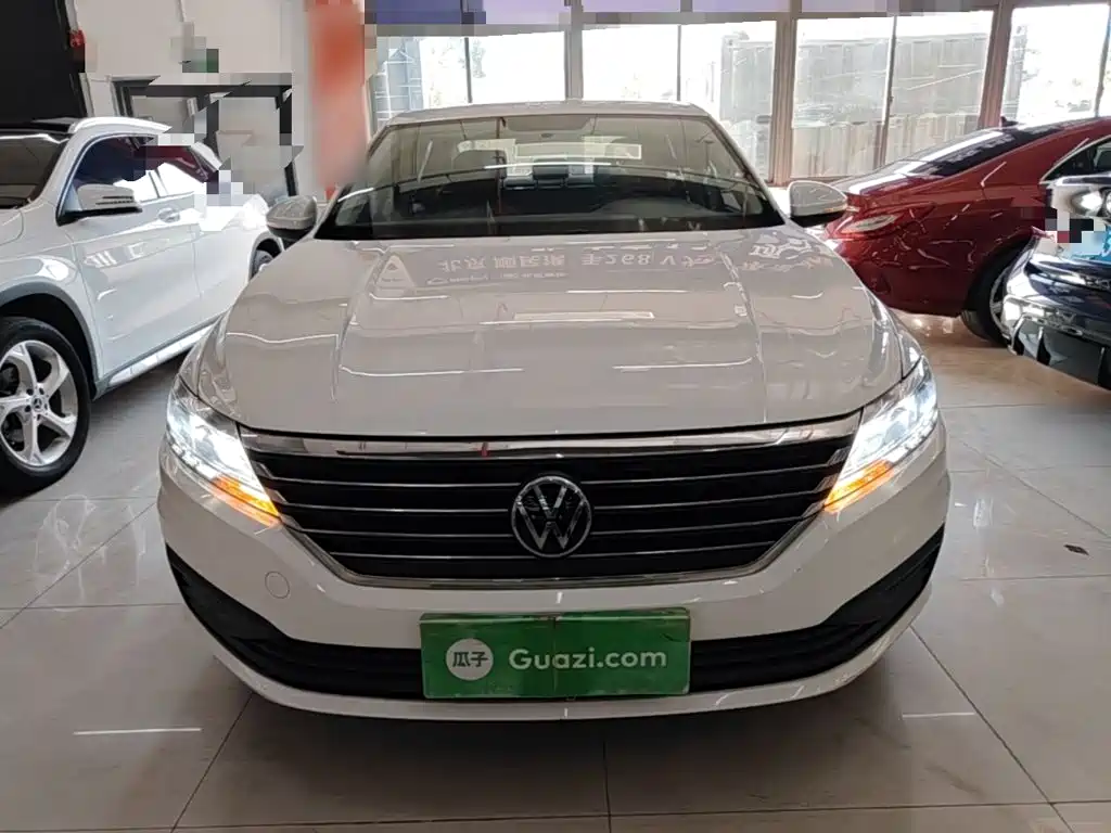 Volkswagen Lavida — миниатюра 3