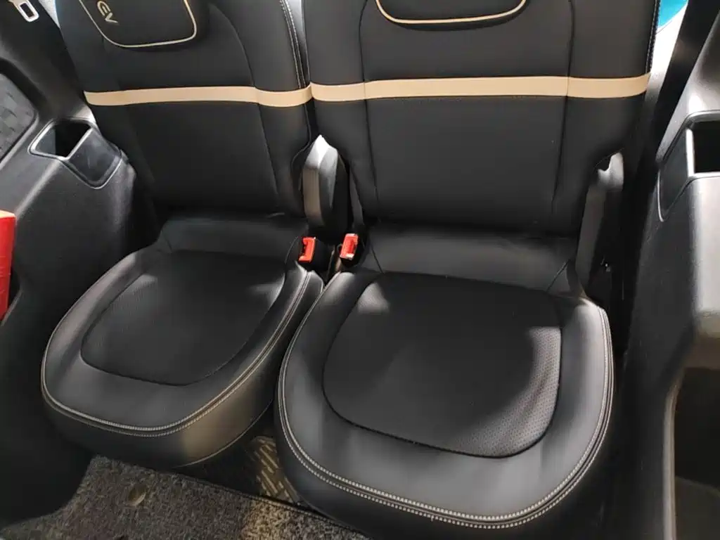 Baojun KiWi EV — миниатюра 17