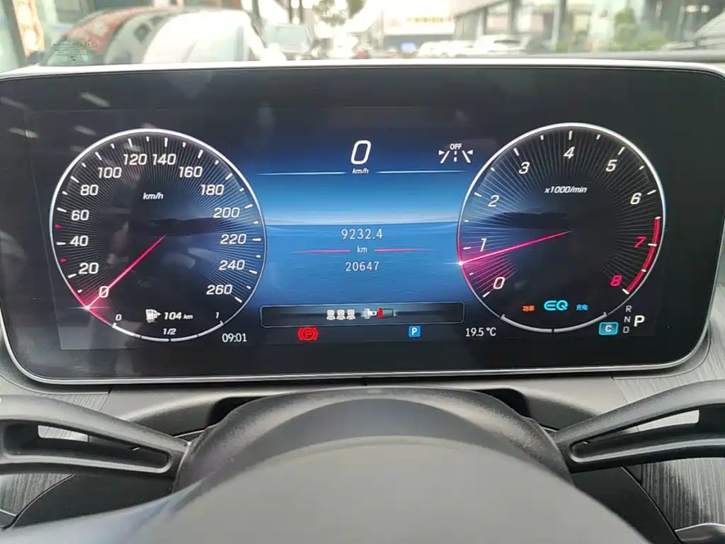 Mercedes-Benz C-Class — миниатюра 12