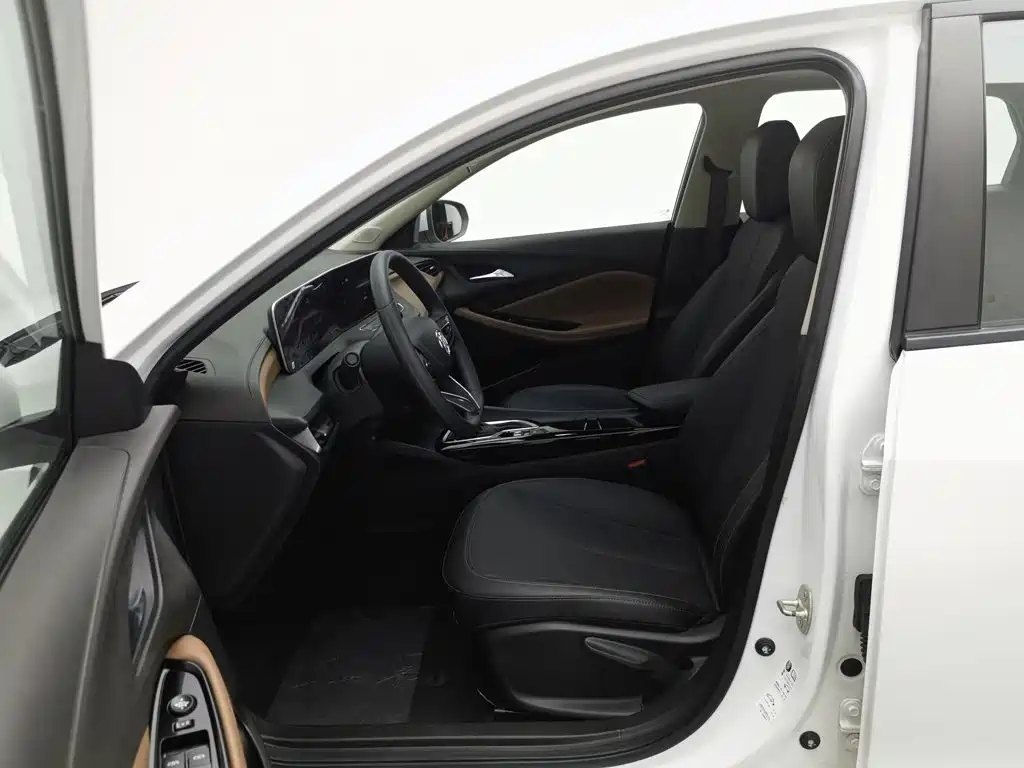 Buick Verano — миниатюра 10