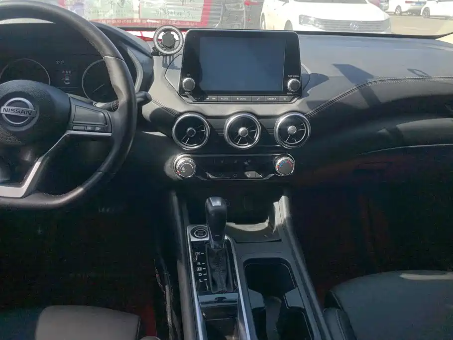 Nissan Sylphy — миниатюра 16