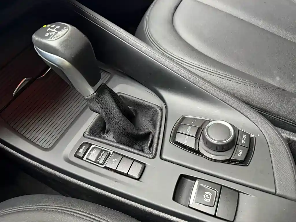 BMW X1 2016 sDrive18Li Premium