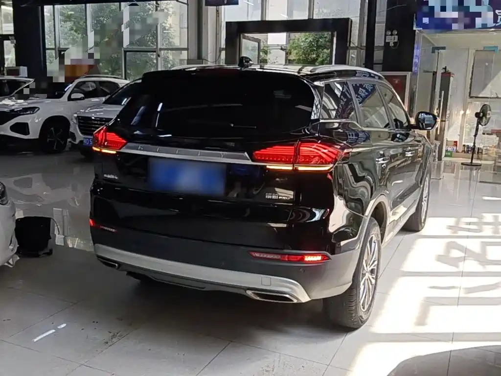 Geely Boyue — миниатюра 7