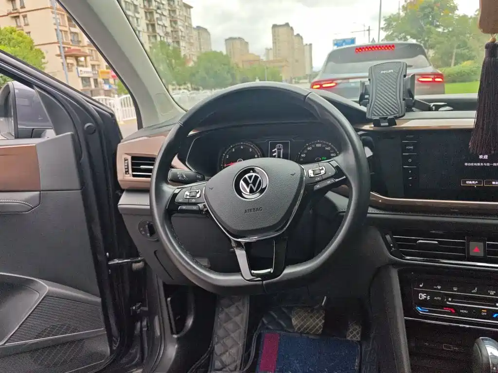 Volkswagen Tharu — миниатюра 11