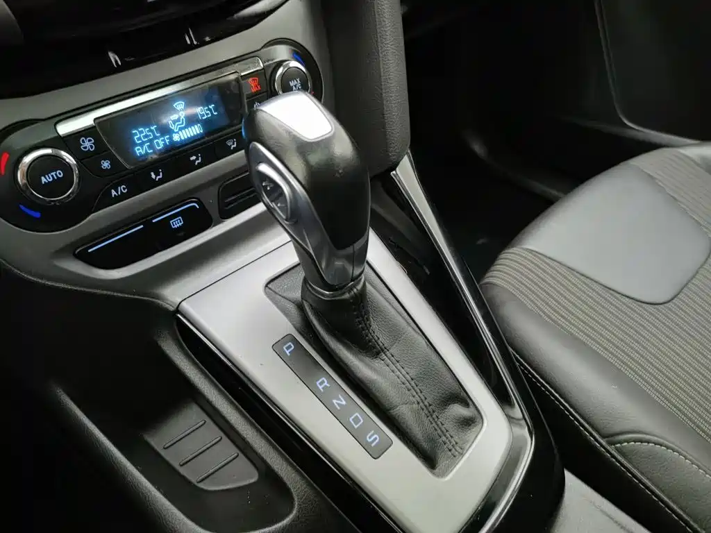 Ford Focus — миниатюра 13