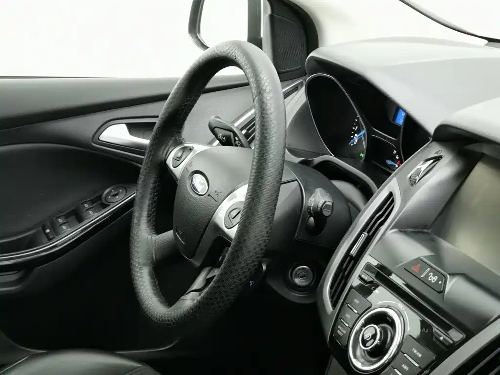 Ford Focus — миниатюра 22