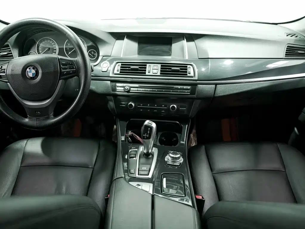 BMW 5 Series 5 2014 520i Elegant