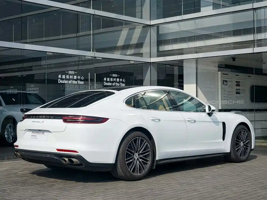Porsche Panamera 2017 Panamera 3.0T