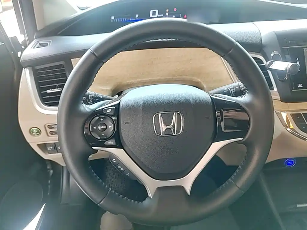 Honda Jade — миниатюра 11