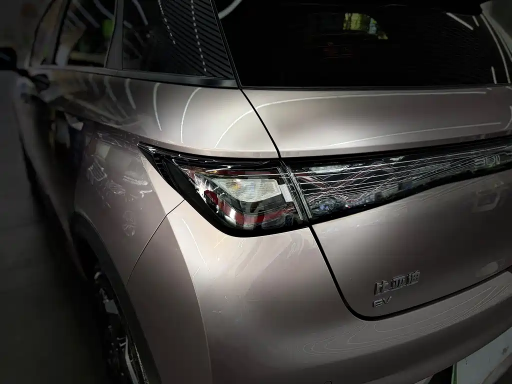 BYD Dolphin — миниатюра 8