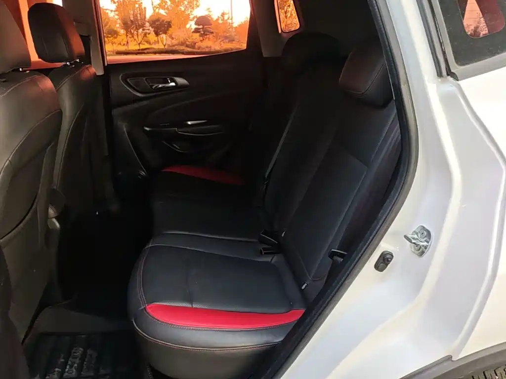 Changan CS15 — миниатюра 17