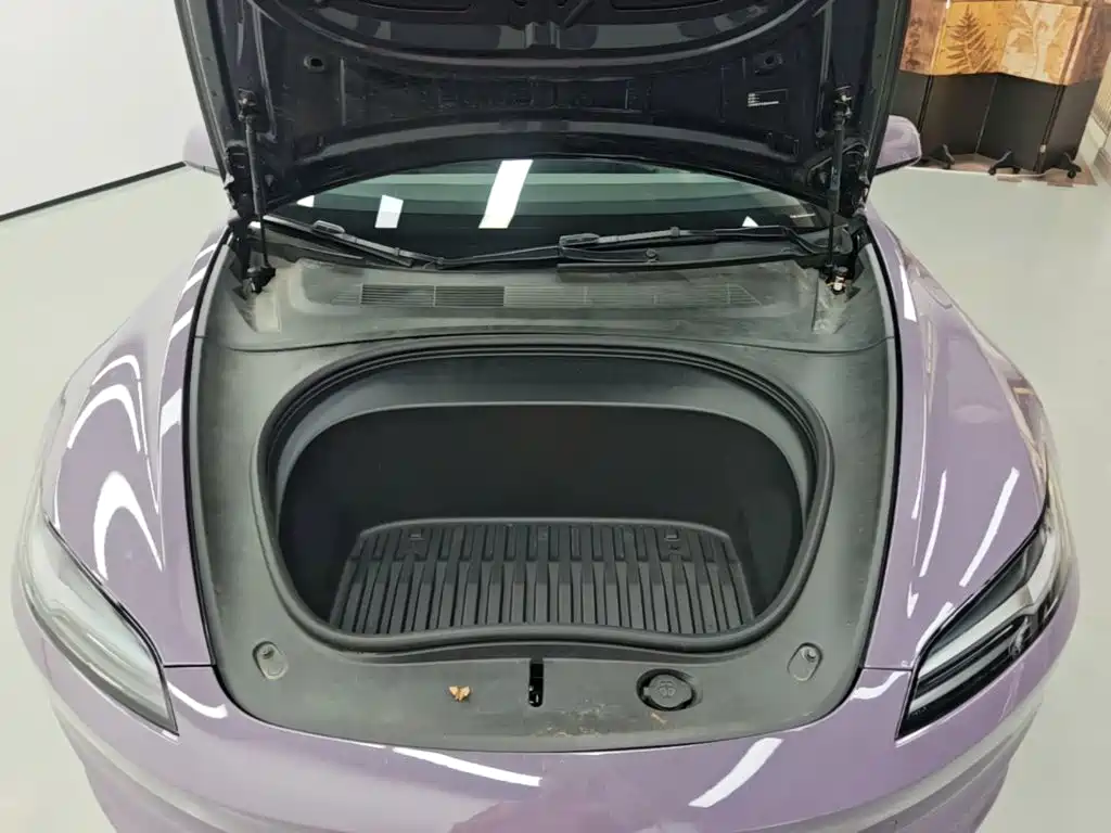 Tesla Model 3 — миниатюра 20