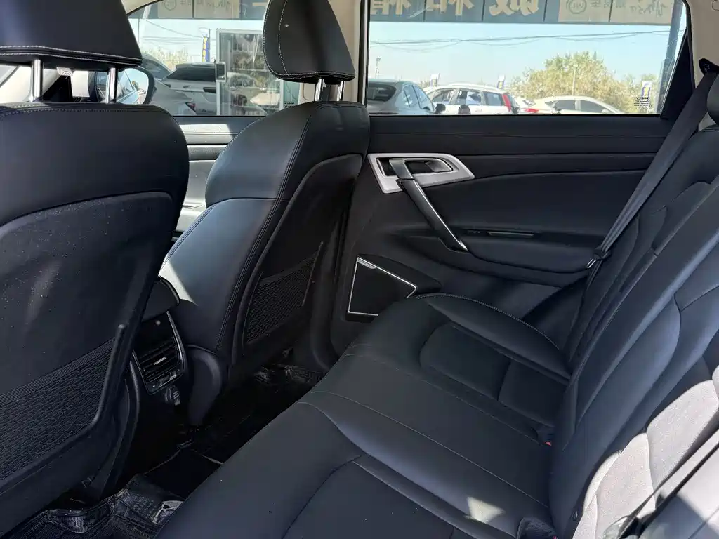 Geely Boyue — миниатюра 6