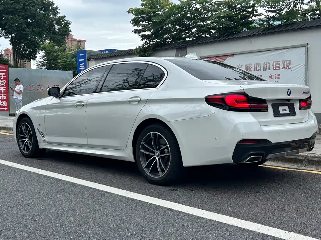 BMW 5 Series 5 2022 525Li M Sport