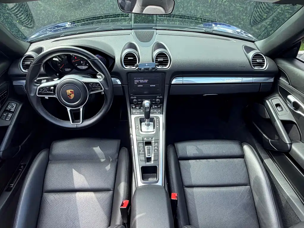 Porsche 718 2022 Boxster 2.0T