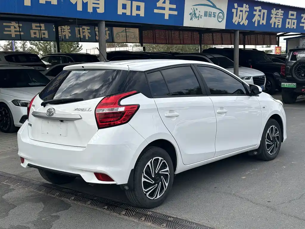 Toyota Yaris L — миниатюра 7