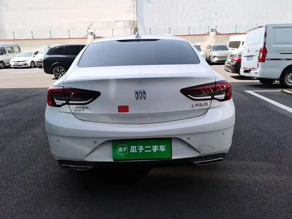 Buick Regal — миниатюра 6