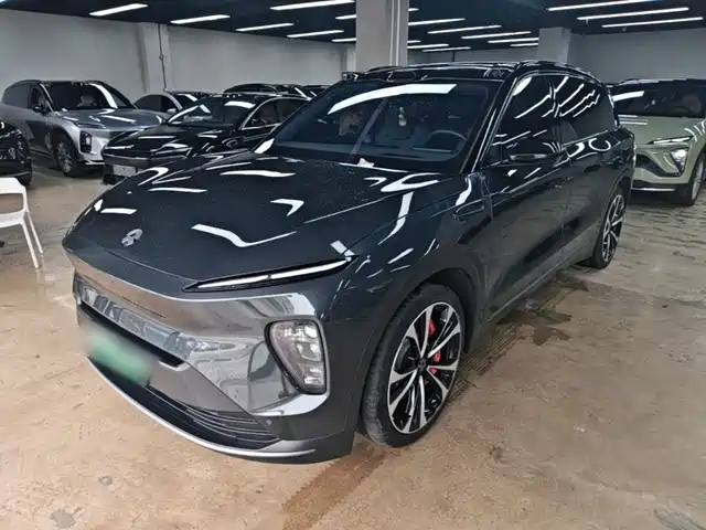 2023 Nio ES8