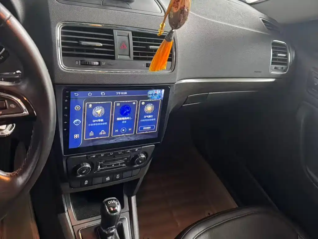 Skoda Yeti — миниатюра 10