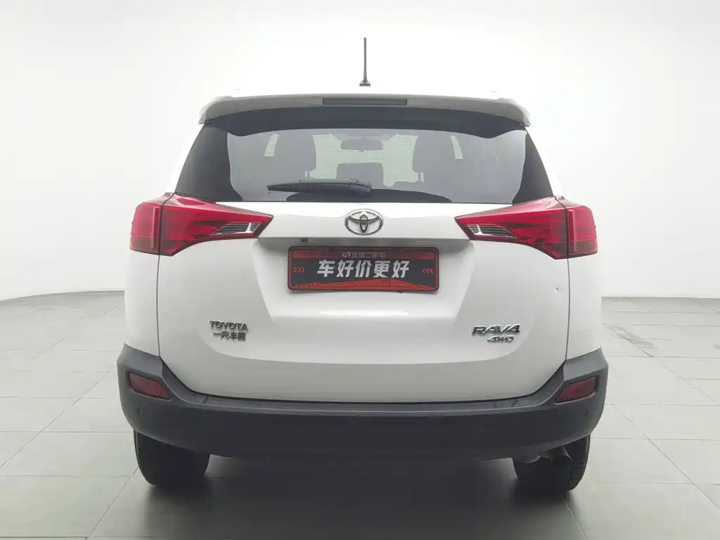 Toyota RAV4 — миниатюра 4