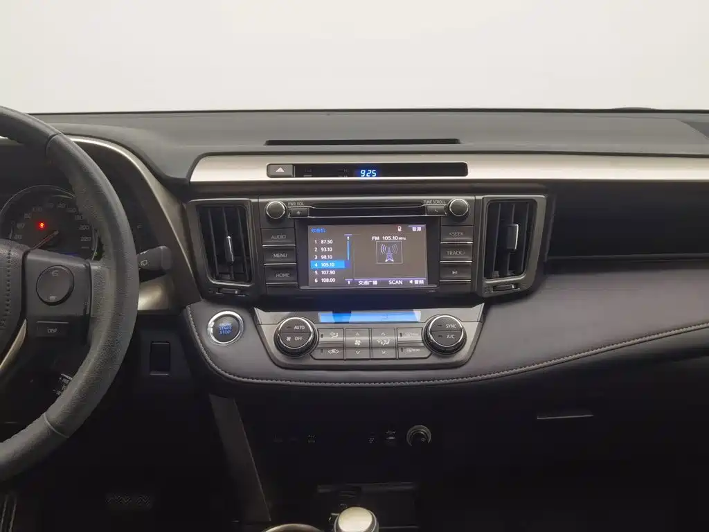 Toyota RAV4 — миниатюра 12