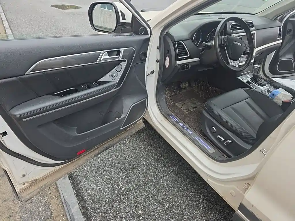 Haval H6 Coupe — миниатюра 12