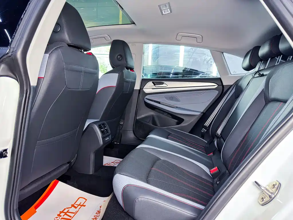 Volkswagen Lamando 2025 L 280TSI DSG