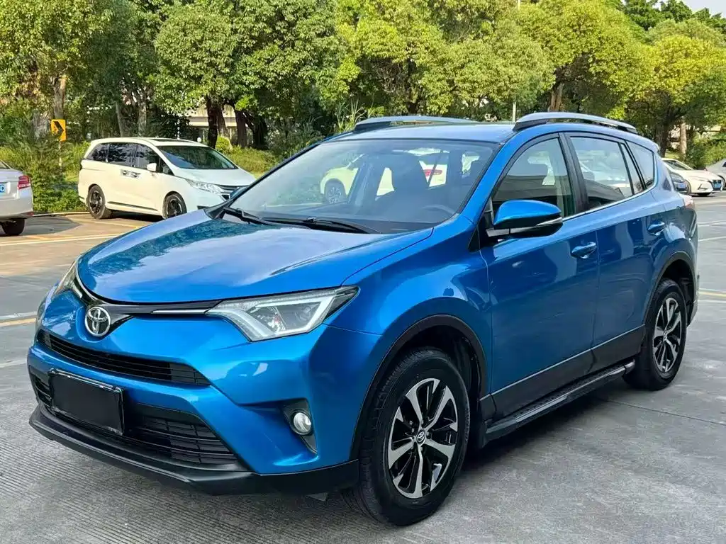 Toyota RAV4 — миниатюра 2