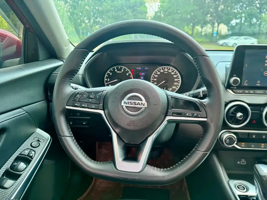Nissan Sylphy — миниатюра 11