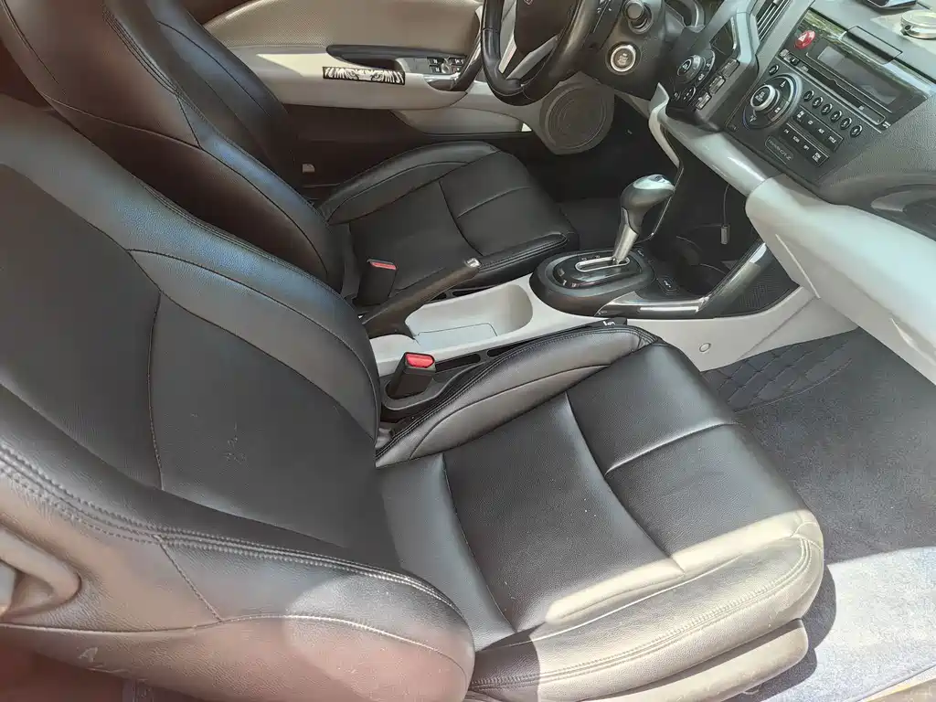 Honda CR-Z — миниатюра 7