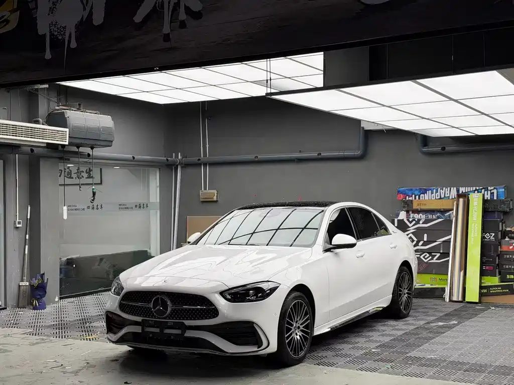 Mercedes-Benz C-Class — миниатюра 3