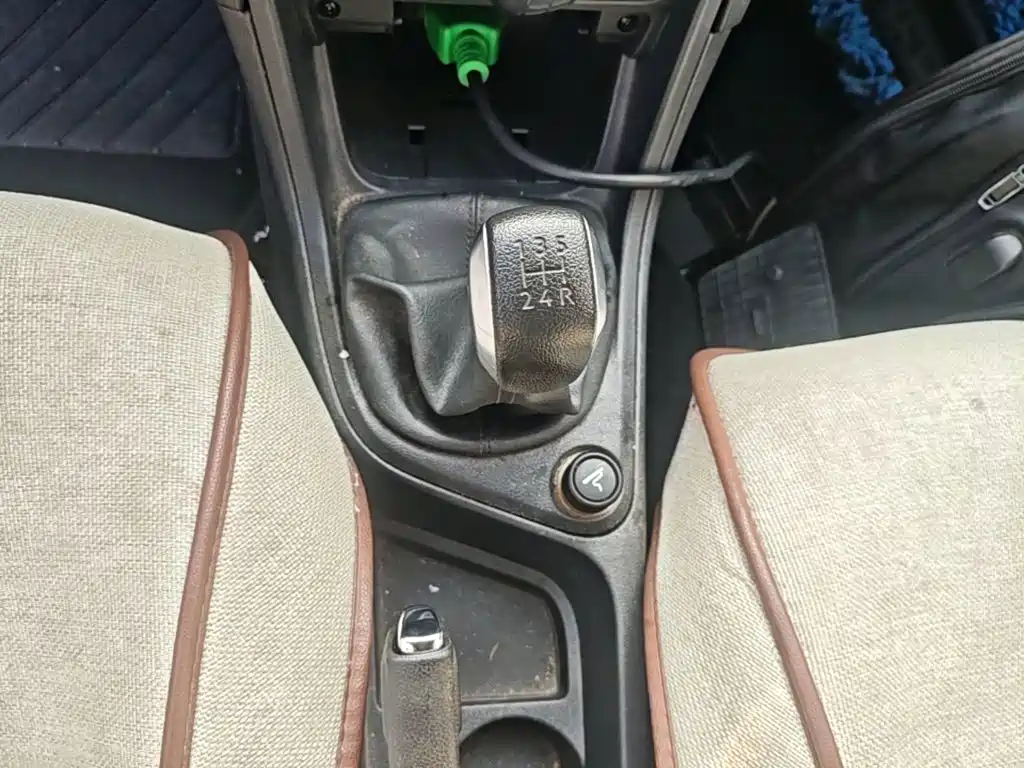 Peugeot 308 — миниатюра 14